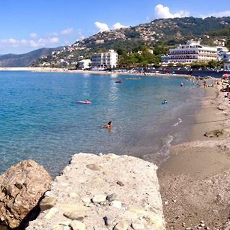 Cordovena Daire Capo dʼOrlando Dış mekan fotoğraf